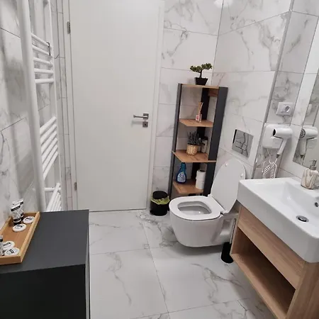 Apartment Ariana *